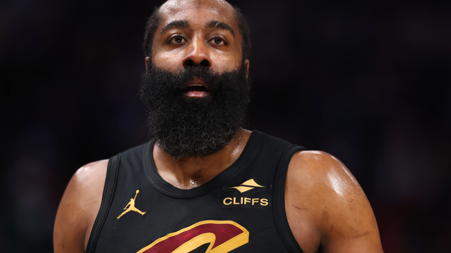 1 Cleveland Cavaliers Looks Second 1078996503