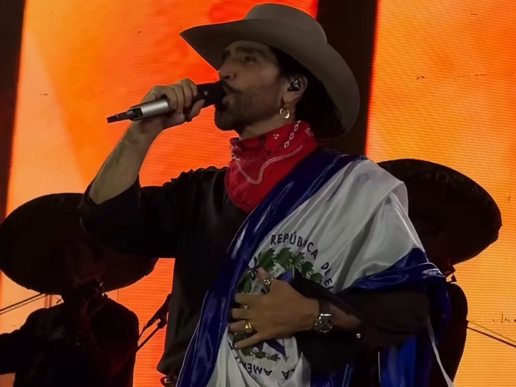 Alejandro Fernandez El Salvador 2