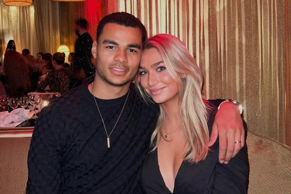 1 Meet Cody Gakpos Stunning Girlfriend Noa Van Der Bij Who Could Become Latest Man Utd Wag As They 1