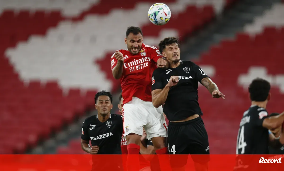 Benfica logra 28 remates ante el Academico Viseu y marca récord
