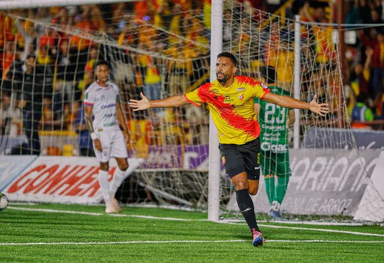 Marcel Hernandez cuenta por que salio de Herediano