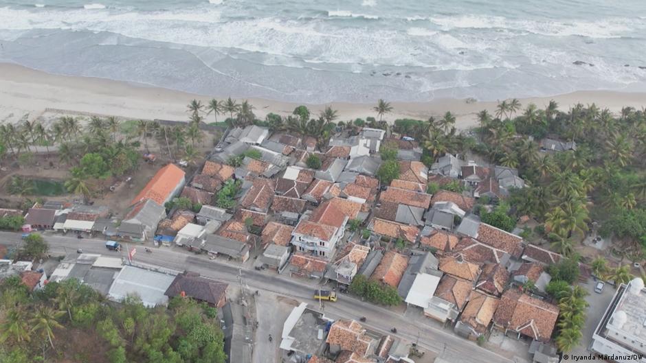 Terremoto de magnitud 7,7 en Indonesia activa alertas de evacuacion