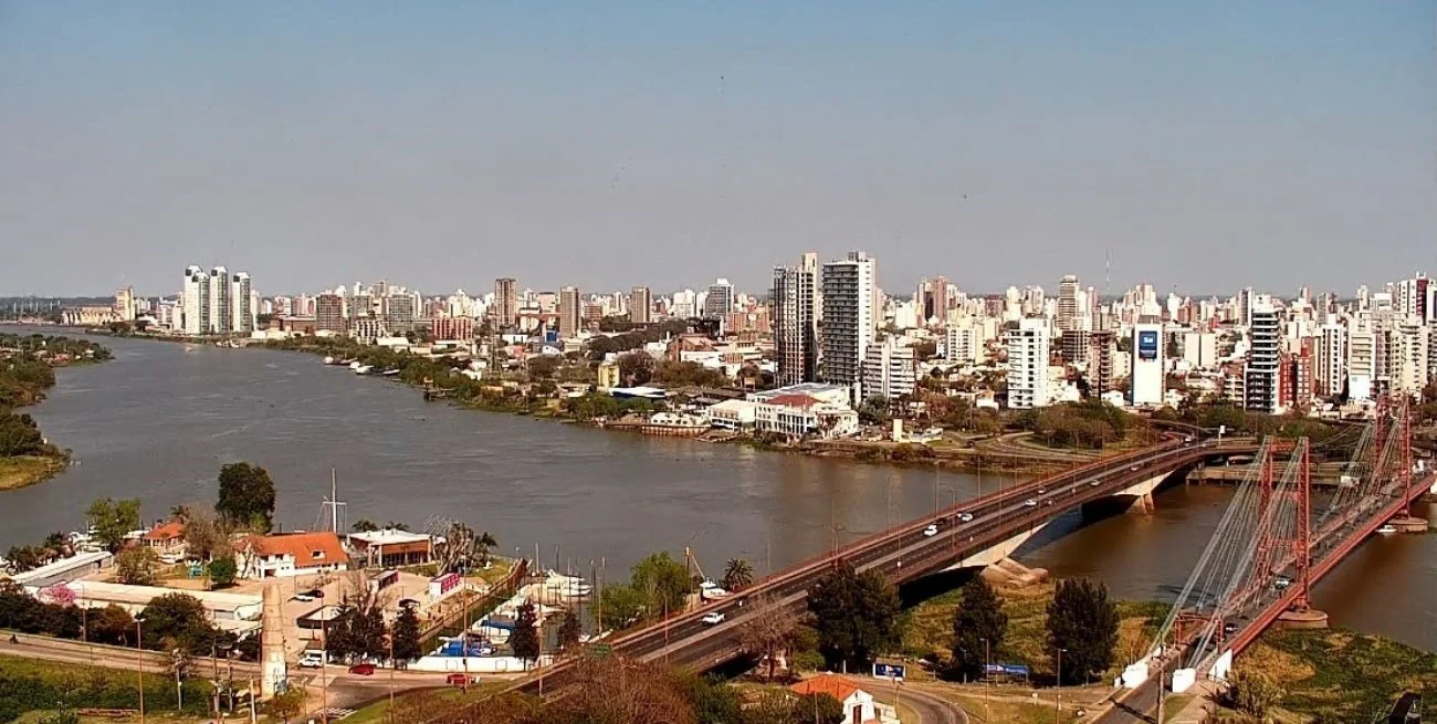 Tragedia en Santa Fe joven muere al caer del Puente Colgante